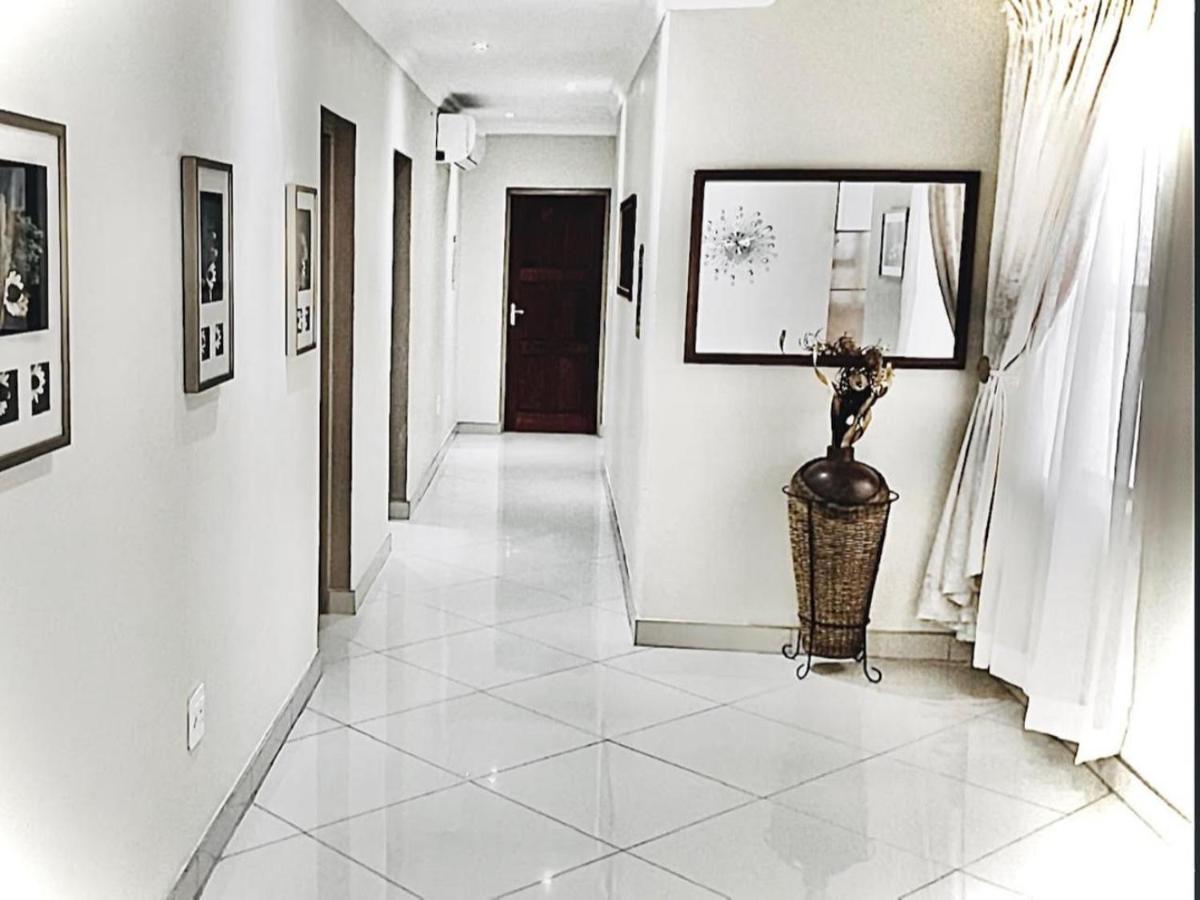 C&C Hotel Vibes Randpark Ridge Jhb 14 Units Available Randburg Exteriör bild
