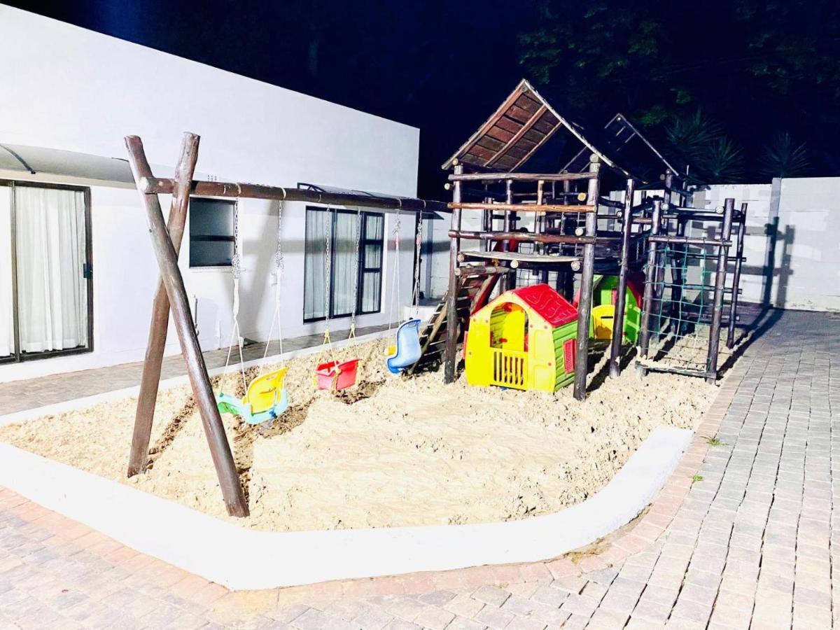 C&C Hotel Vibes Randpark Ridge Jhb 14 Units Available Randburg Exteriör bild